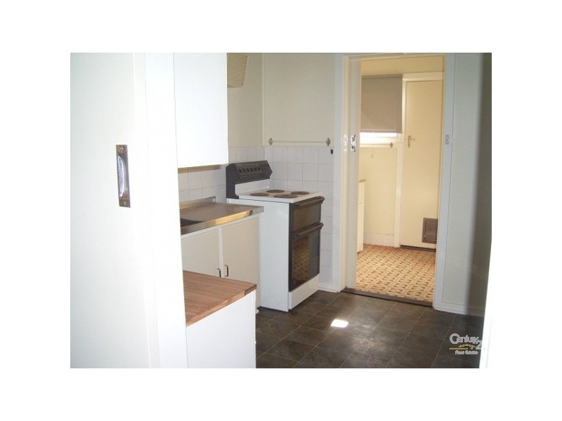 196 Nicolson Ave, Whyalla SA 5600