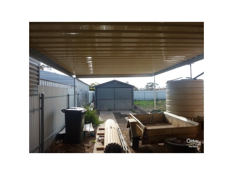 196 Nicolson Ave, Whyalla SA 5600