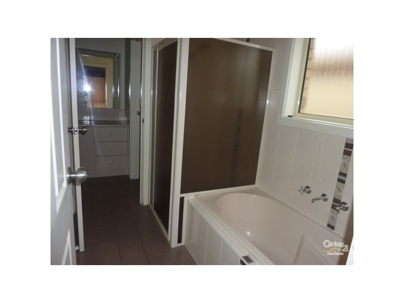 24 Searle Street, Whyalla SA 5600