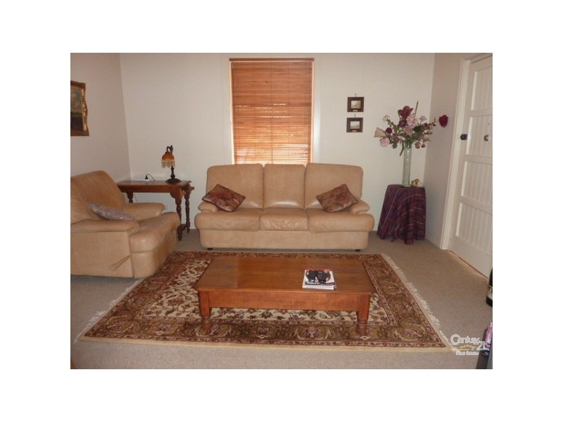 102 Playford Avenue, Whyalla SA 5600