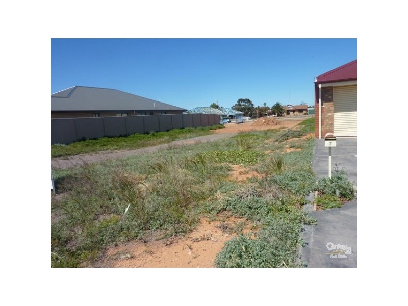 5 Jensen Avenue, Whyalla SA 5600