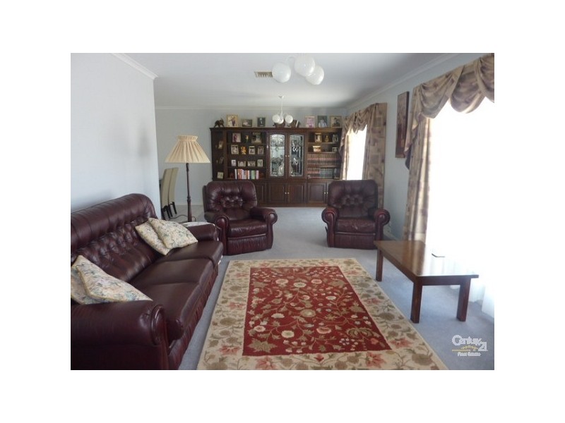 8 Lockwood Crescent, Whyalla SA 5600