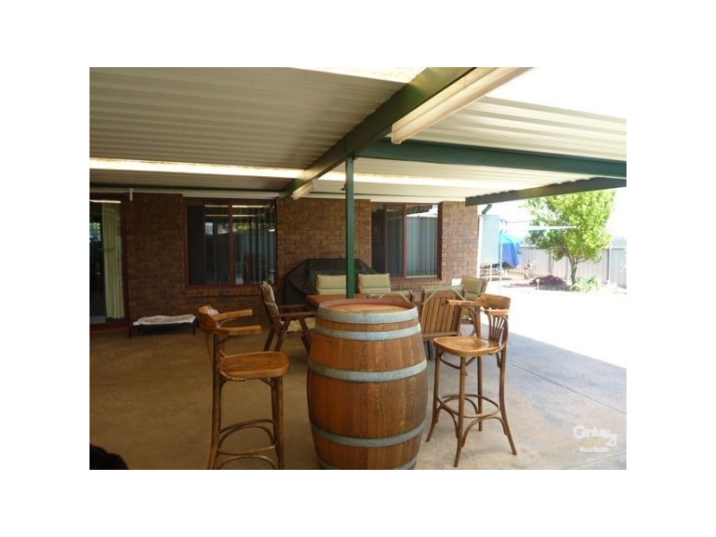 8 Lockwood Crescent, Whyalla SA 5600