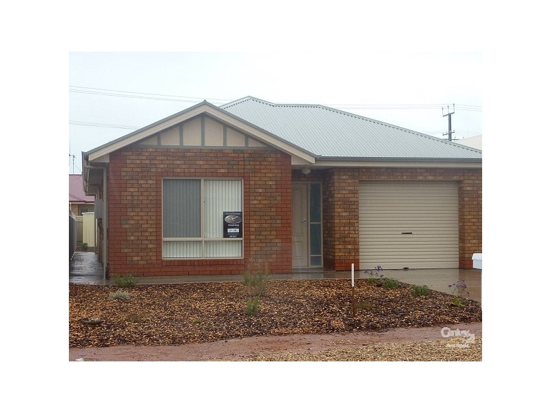 8 Henderson Street, Whyalla Norrie SA 5608