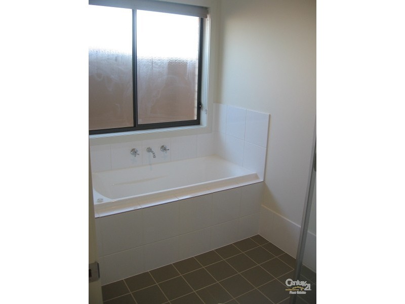 3 Jensen Ave, Whyalla Jenkins SA 5609