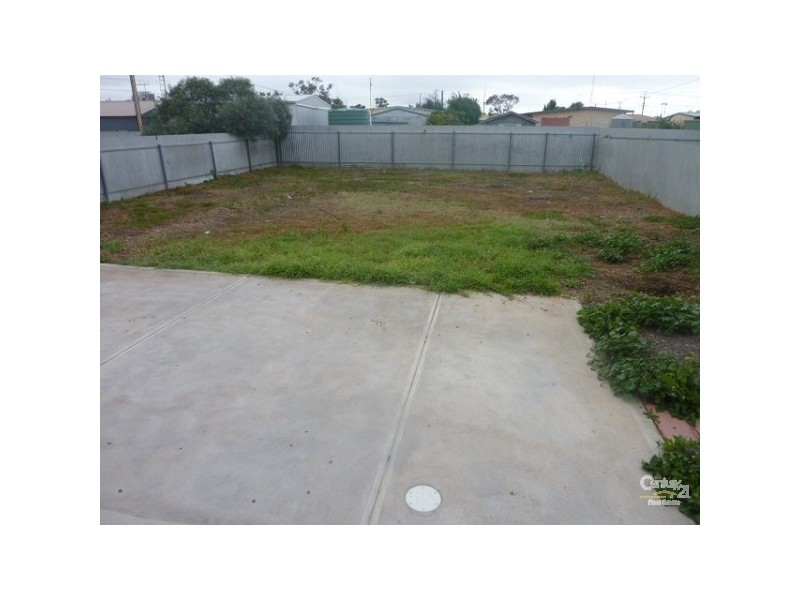 10 Wade Street, Whyalla SA 5600