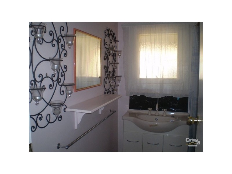 6 Taylor Street, Whyalla Stuart SA 5608