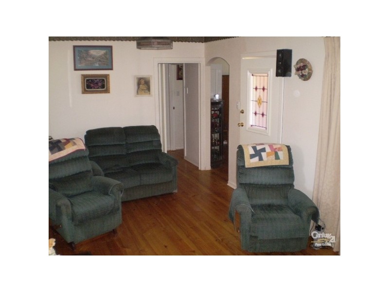 4 Henry Street, Whyalla Stuart SA 5608