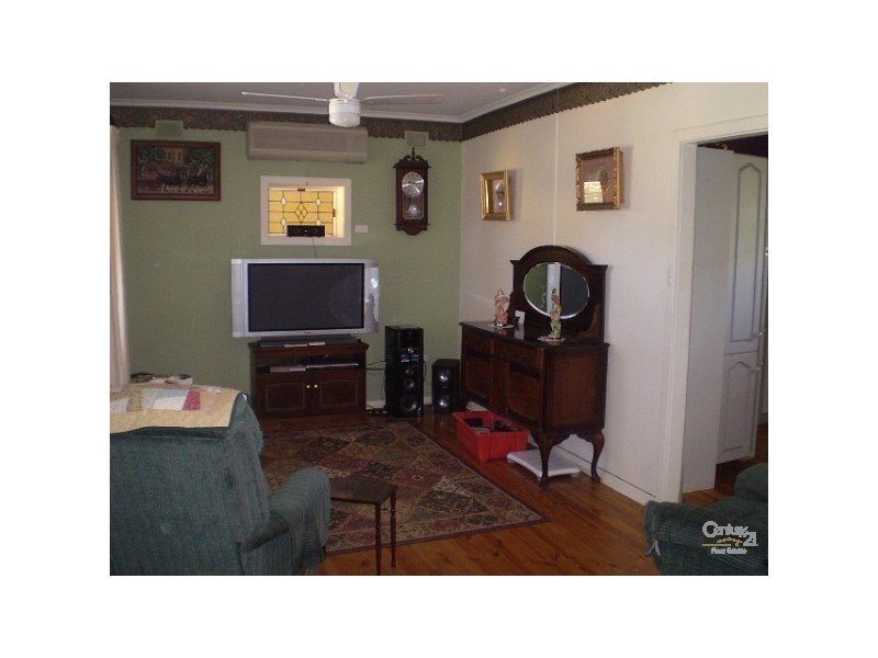 4 Henry Street, Whyalla Stuart SA 5608