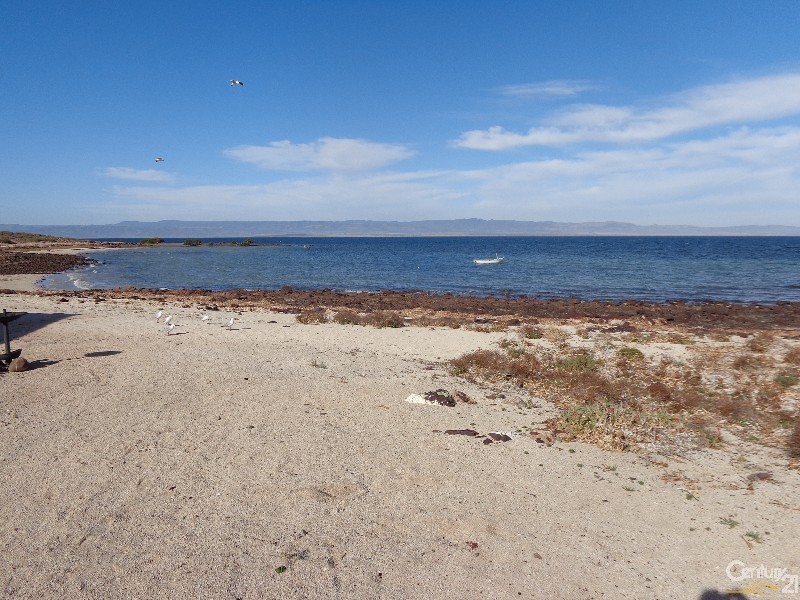 30 Karkalla Cove Douglas Point, Whyalla SA 5600