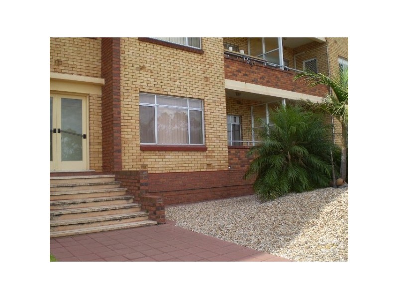 3/32 Broadbent Tce, Whyalla SA 5600