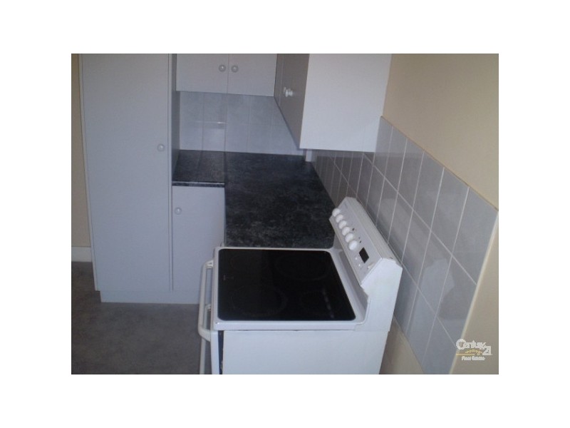 3/32 Broadbent Tce, Whyalla SA 5600