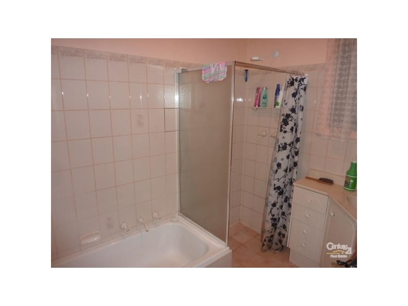 21 Searle Street, Whyalla SA 5600