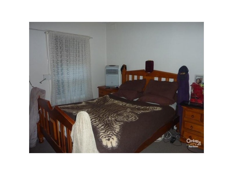 21 Searle Street, Whyalla SA 5600