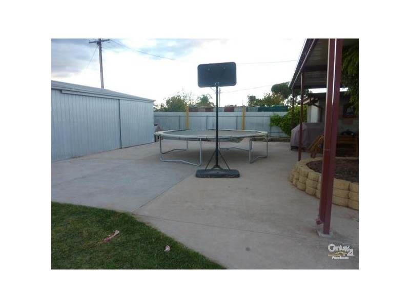 21 Searle Street, Whyalla SA 5600