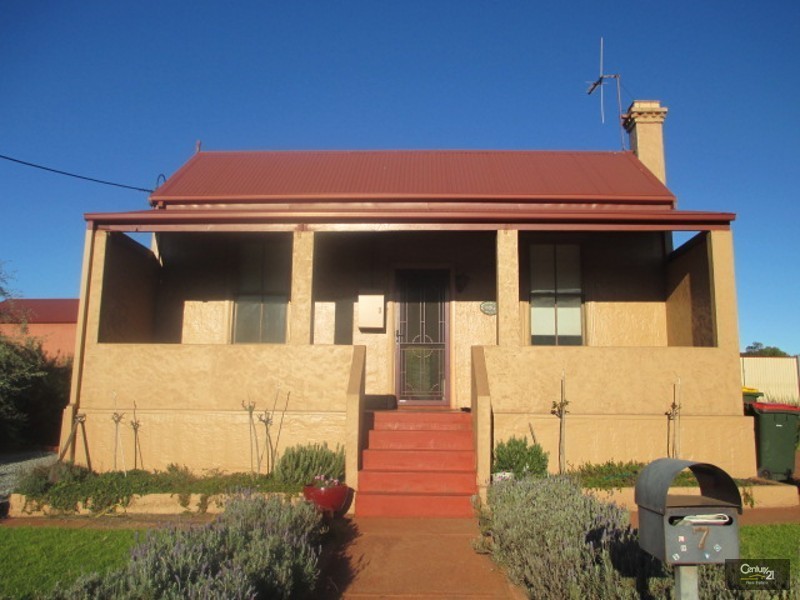 7 Delprat Tce, Whyalla SA 5600