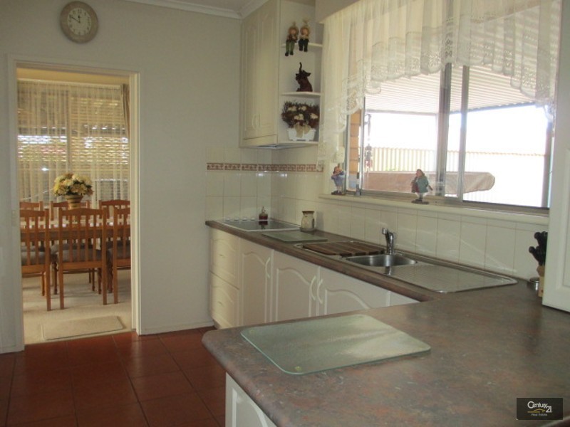 2 Henshelwood Street, Whyalla Norrie SA 5608