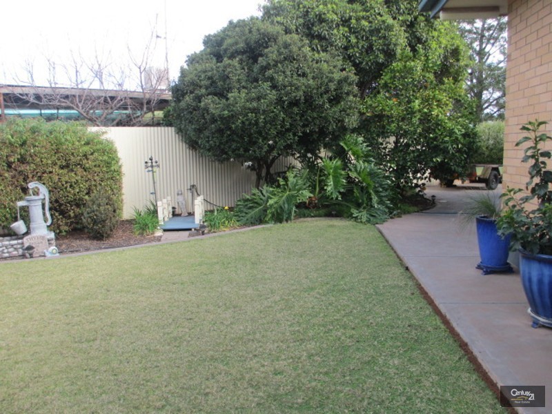 2 Henshelwood Street, Whyalla Norrie SA 5608