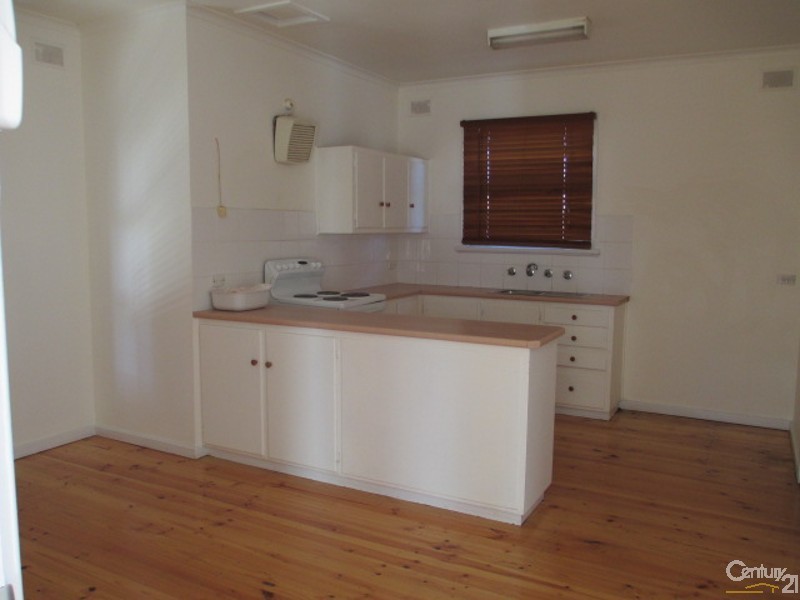 15 Neill Street, Whyalla Playford SA 5600