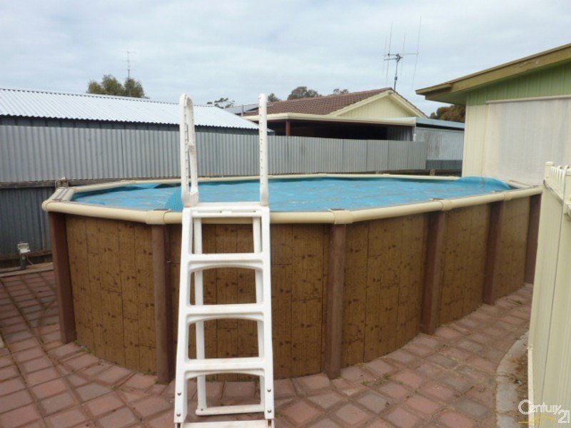 18 Menard Street, Whyalla Stuart SA 5608