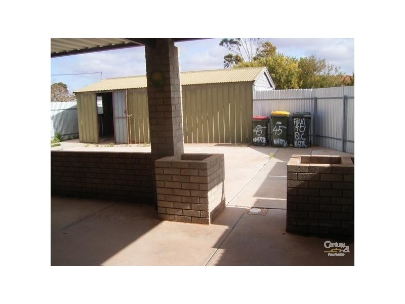 2/45 WATTLE STREET, Whyalla Stuart SA 5608