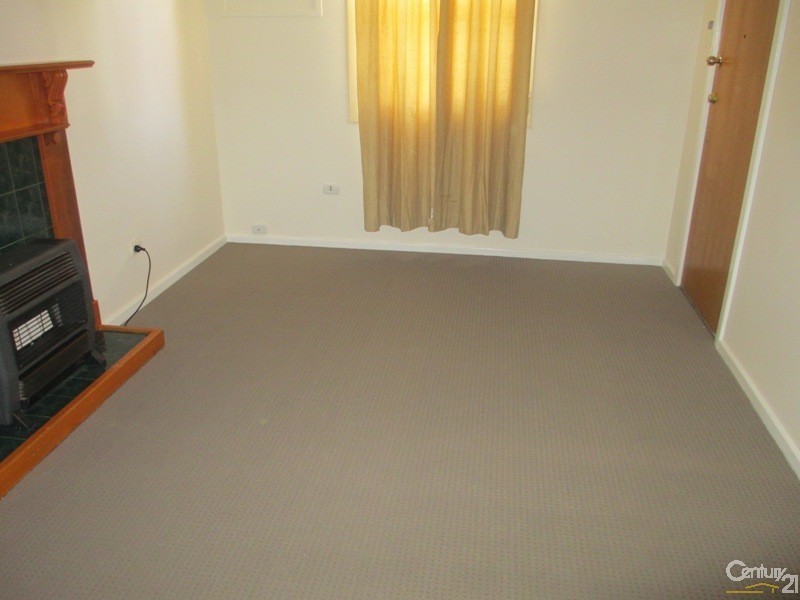 8 Wainwright Street, Whyalla Stuart SA 5608