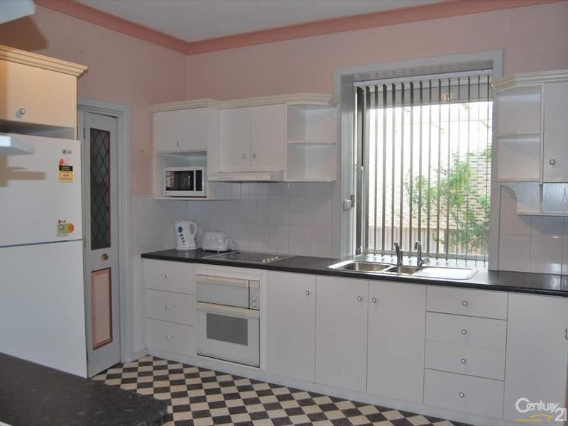 11 Neill Street, Whyalla Playford SA 5600