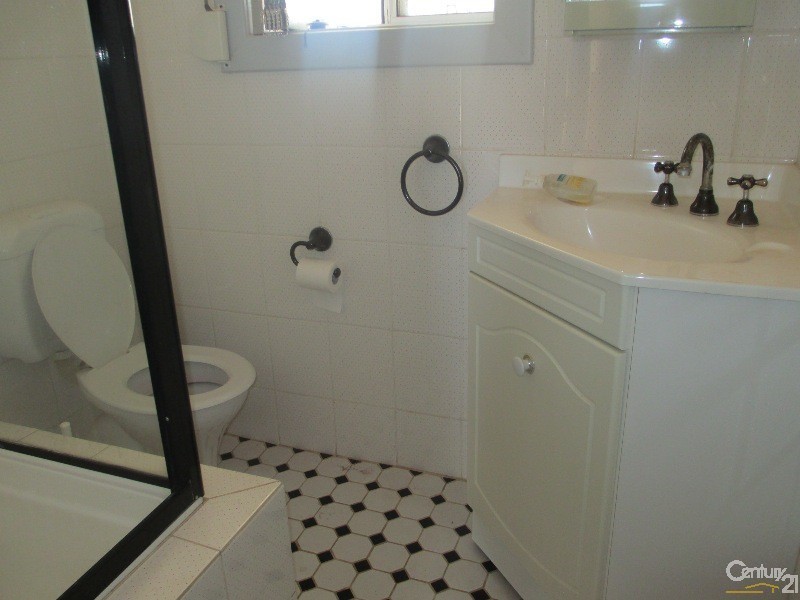 11 Neill Street, Whyalla Playford SA 5600