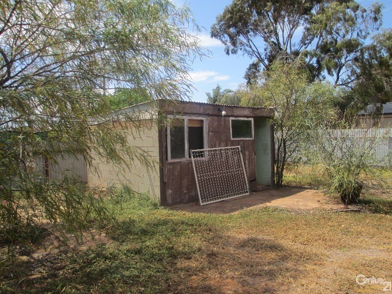 11 Neill Street, Whyalla Playford SA 5600