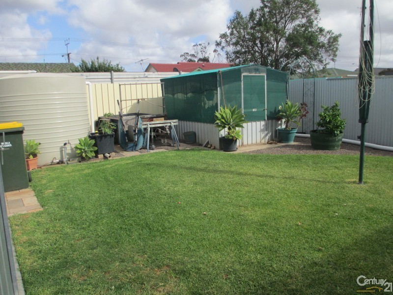 3 Moores Street, Whyalla Stuart SA 5608