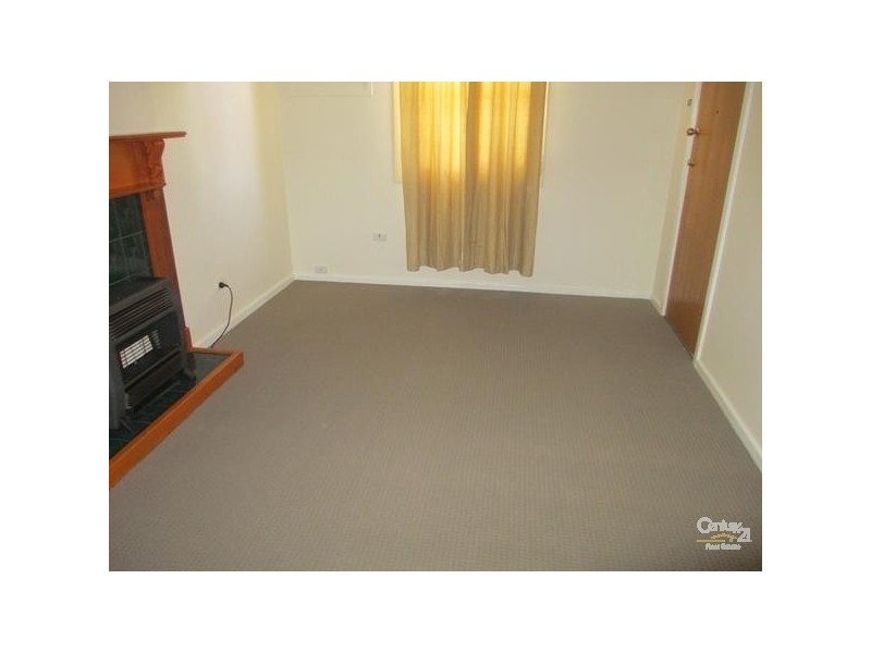 8 WAINWRIGHT STREET, Whyalla Stuart SA 5608