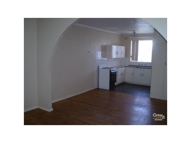 24 MILSOM STREET, Whyalla Stuart SA 5608