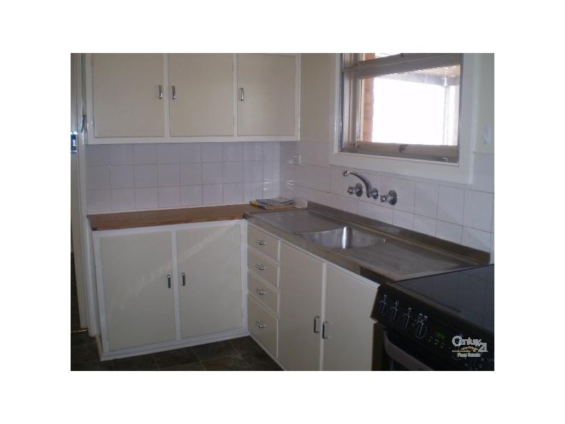 196 NICOLSON AVENUE, Whyalla Stuart SA 5608