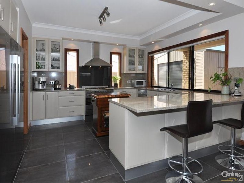 24 Marevista Crescent, Whyalla SA 5600