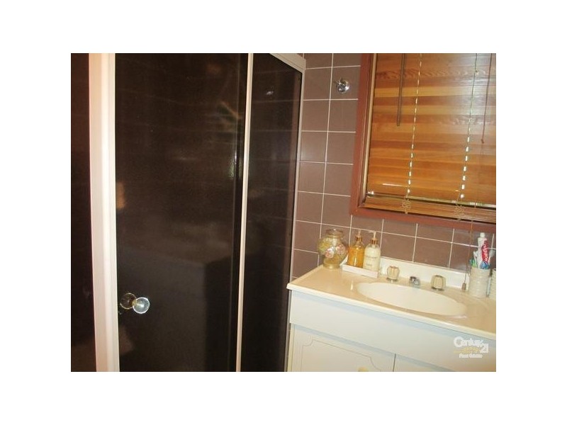 1 Parfitt Street, Whyalla Stuart SA 5608