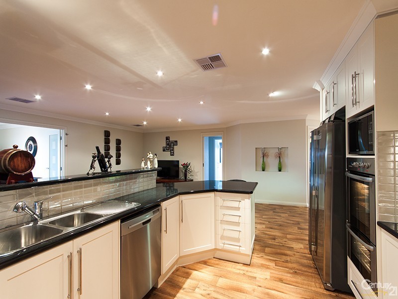 20  Middleback Drive, Whyalla Jenkins SA 5609