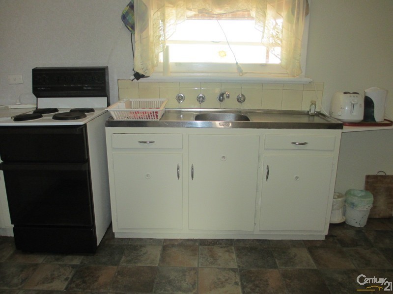 11 Wilkinson Street, Whyalla Playford SA 5600