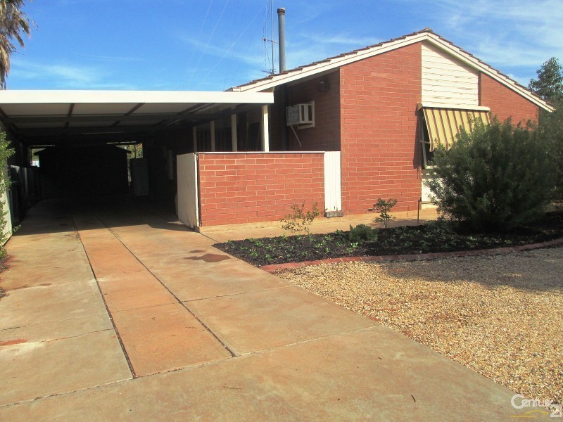 9 Hanneman Drive, Whyalla Jenkins SA 5609