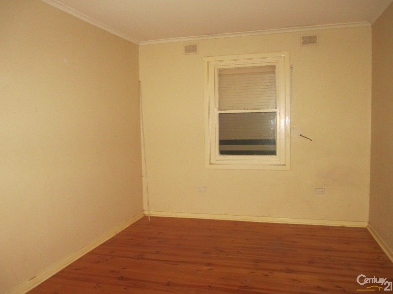 12 Henry, Whyalla Stuart SA 5608