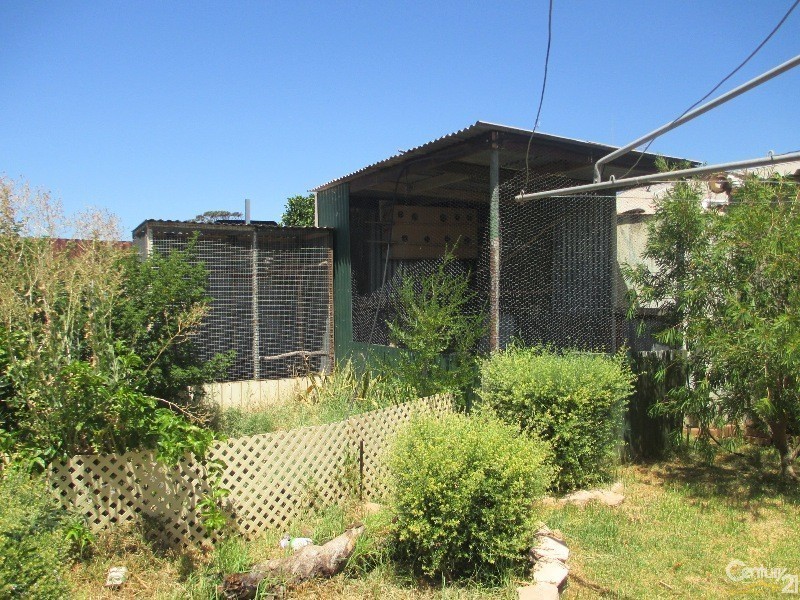 12 Henry, Whyalla Stuart SA 5608