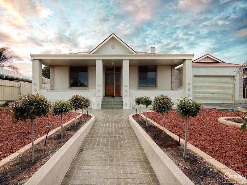 54 Broadbent Tce, Whyalla SA 5600