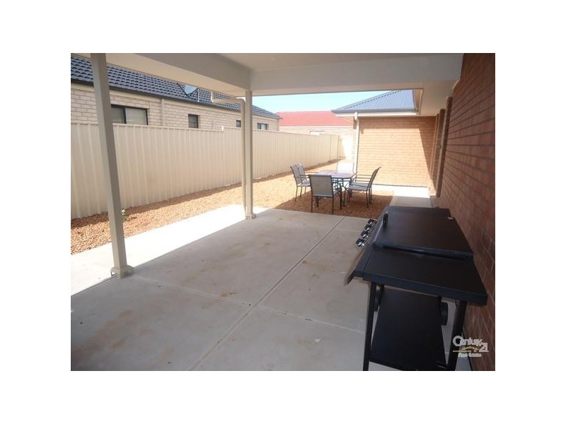 25 Phillips Street, Whyalla Stuart SA 5608