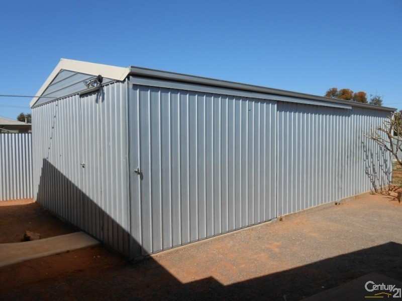 27 Hobbs Street, Whyalla Norrie SA 5608