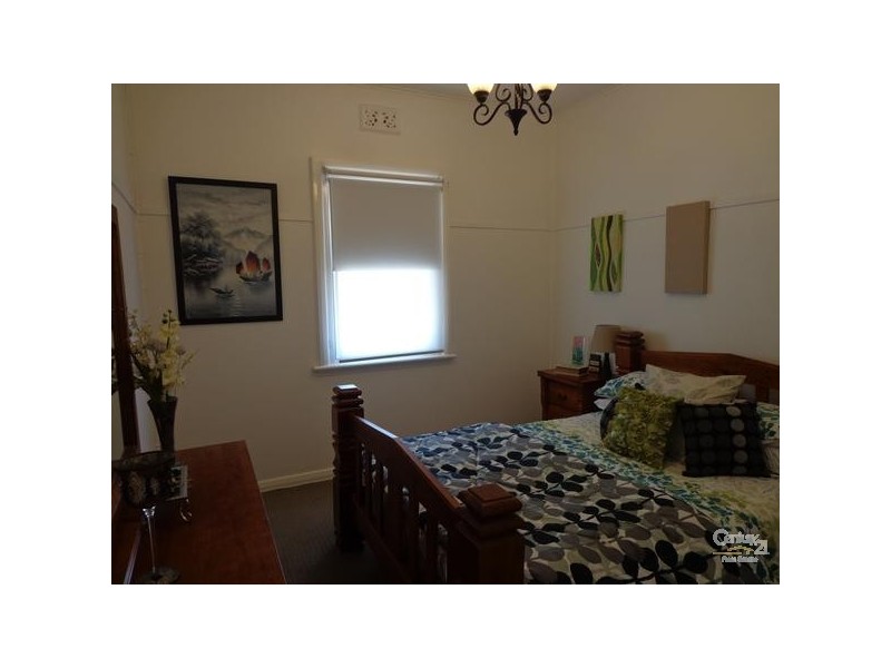 8 Mackenzie Street, Whyalla Playford SA 5600