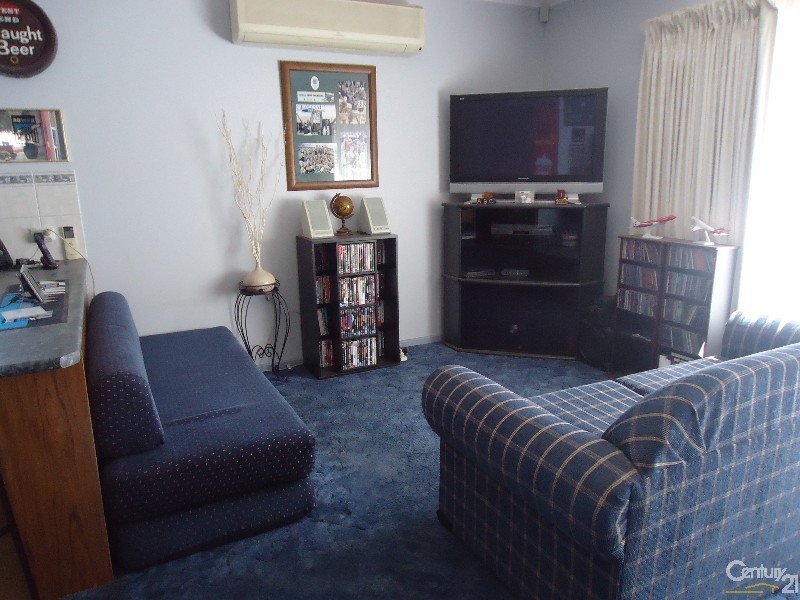 79 Flinders Avenue, Whyalla Stuart SA 5608