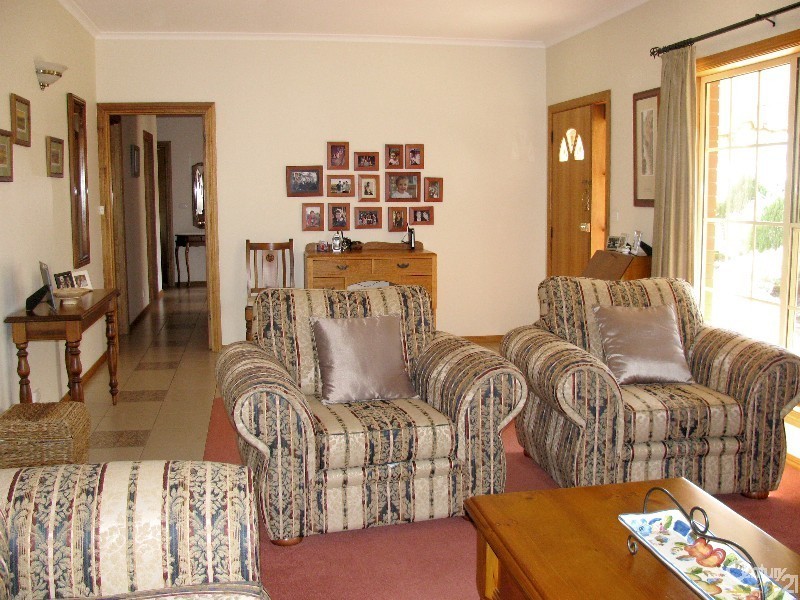 1 Frankel Court, Whyalla Stuart SA 5608