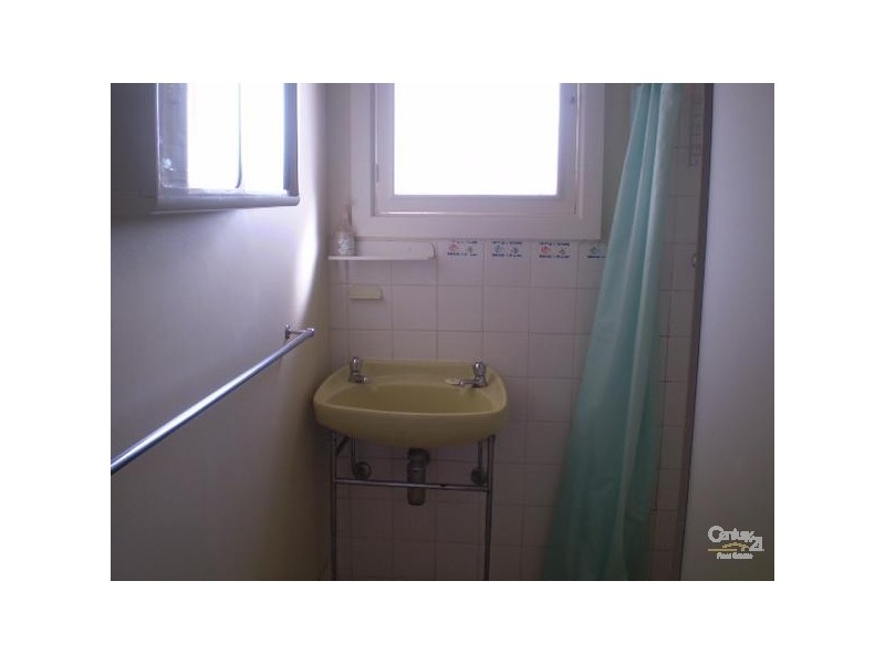 196 NICOLSON AVENUE, Whyalla Stuart SA 5608