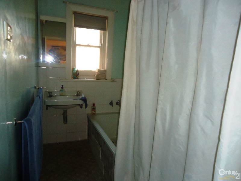 27 Donaldson Tce, Whyalla SA 5600