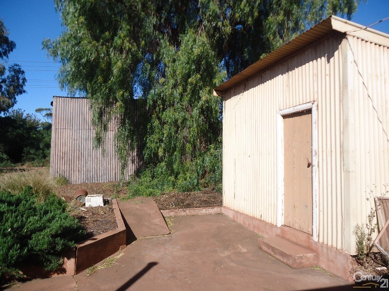 27 Donaldson Tce, Whyalla SA 5600