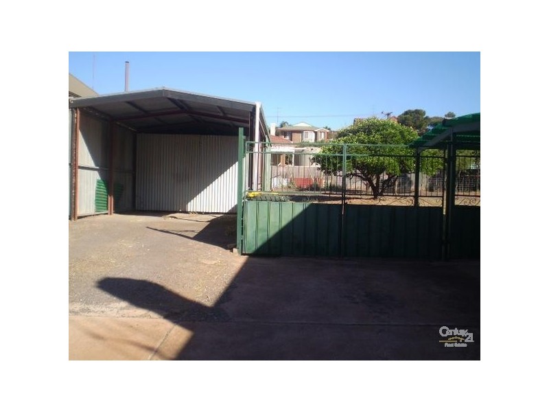 4 Broadbent Tce, Whyalla SA 5600